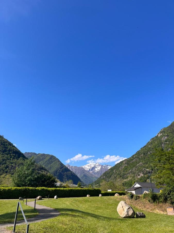 Отель Auberge Du Montcalm Auzat Экстерьер фото